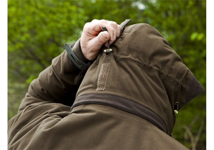 Détail de la capuche de la veste  Visent Härkila 